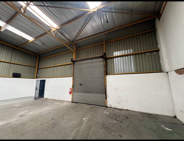 361M² WAREHOUSE TO LET IN KYA SANDS